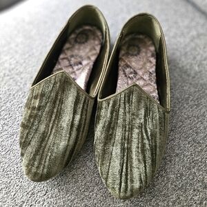 Birdies Olive Green Velvet "Heron" Flat Comfort Loafer RARE And RETIRED!